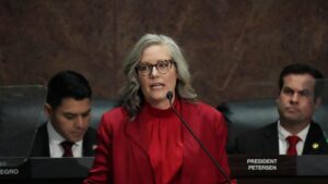 Tiểu bang Arizona siết chặt quản lý sử dụng nước ngầm