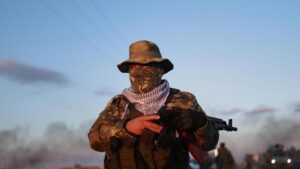 Giao tranh tại Syria: Lính chính phủ và lực lượng người Kurd đụng độ, tù nhân IS trốn thoát