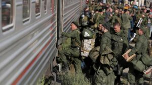 Nga chiêu mộ quân bằng tiền thưởng, ân xá tù nhân và lôi kéo người nước ngoài 15 Nga chiêu mộ quân bằng tiền thưởng, ân xá tù nhân và lôi kéo người nước ngoài