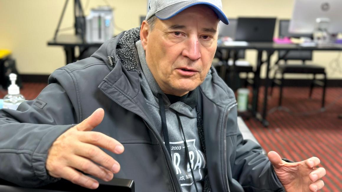 Người Bản Địa Mỹ Vội Vã Chứng Minh Quyền Được Ở Lại Hoa Kỳ Giữa Lo Ngại Về ICE 1