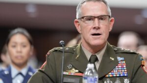 Tướng Lục Quân Ứng Cử Viên Lãnh Đạo NSA Cam Kết Tuân Thủ Pháp Luật