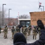 Dân Biểu Dân Chủ Đề Xuất Luật Tiểu Bang Hạn Chế ICE Sau Vụ Nổ Súng ở Minneapolis