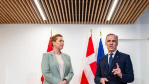 Thủ tướng Canada phản đối đề xuất sáp nhập Greenland của Tổng Thống Donald Trump 20 Thủ tướng Canada phản đối đề xuất sáp nhập Greenland của Tổng Thống Donald Trump