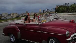 Du lịch Cuba sụt giảm mạnh khi căng thẳng với Mỹ gia tăng và nguồn dầu từ Venezuela cạn kiệt