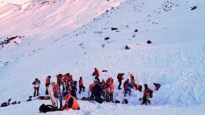 5 người trượt tuyết thiệt mạng trong hai trận lở tuyết ở Áo