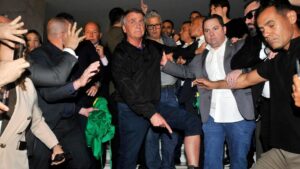 Cựu Tổng Thống Brazil Bolsonaro ra viện để kiểm tra y tế