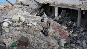 Israel tấn công Liban trước cuộc họp về giải trừ quân bị