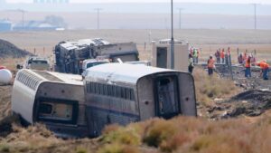 Đường sắt Mỹ: Ngành công nghiệp cản trở an toàn, nhiều người thiệt mạng