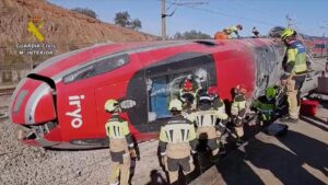 Tây Ban Nha để tang 41 nạn nhân trong vụ tai nạn tàu hỏa thảm khốc