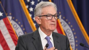 Văn phòng Ngân sách dự kiến Cục Dự trữ Liên bang sẽ cắt giảm lãi suất vào năm 2026