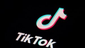 TikTok đối mặt với cáo buộc kiểm duyệt, sự cố kỹ thuật sau thay đổi quyền sở hữu