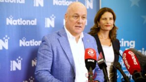 Tân Tây Lan ấn định ngày bầu cử vào tháng 11, tập trung vào chi phí sinh hoạt và nhà ở