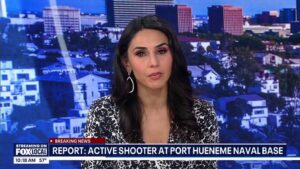 Căn cứ hải quân Port Hueneme báo động sau tin báo xả súng 33 Căn cứ hải quân Port Hueneme báo động sau tin báo xả súng