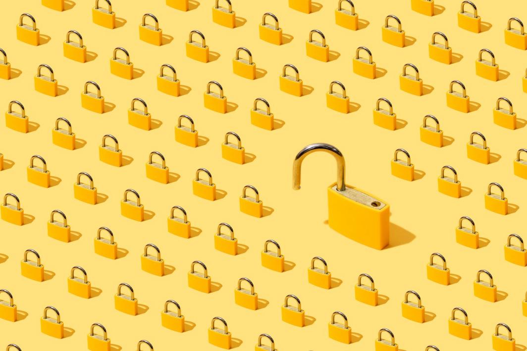 yellow padlock cyber rating getty