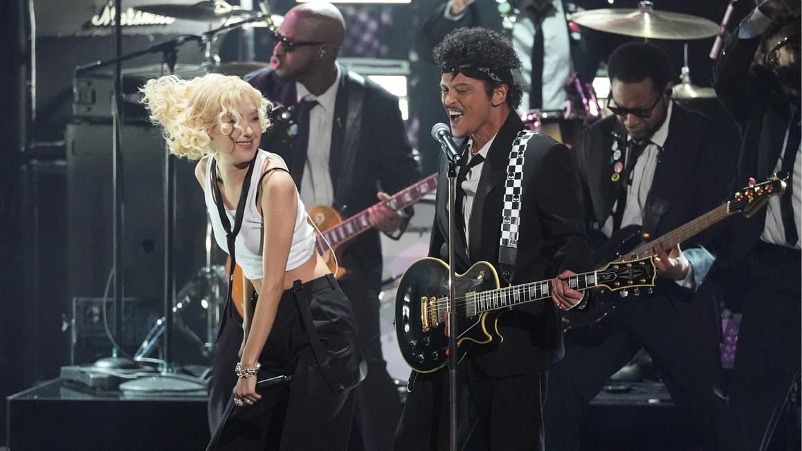 18524201 bruno grammys img