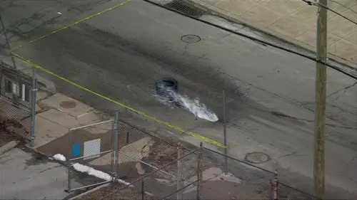 Vụ Vỡ Ống Nước Lớn Làm Ngập Lộ Trình Tại Bắc Philadelphia