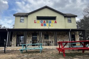 Nhà hàng La Cabana Bar & Grill đã khai trương tại Spicewood
