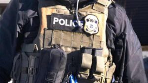 Mẹ ở Houston cảnh báo về vụ lừa đảo nhập cư sau khi bị luật sư giả mạo và giả danh ICE lừa hàng ngàn đô la