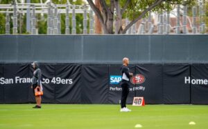 NFLPA lắng nghe lo ngại của cầu thủ về nhà máy điện, theo dõi nghiên cứu của 49ers