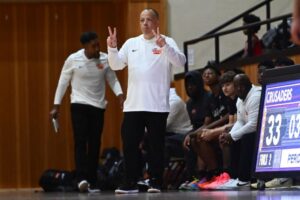 California High Tiến gần tới suất dự vòng playoff cấp khu vực sau khi thắng sít sao Amador Valley