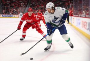 Sherwood tiến thêm một bước lớn để trở lại đội hình Sharks