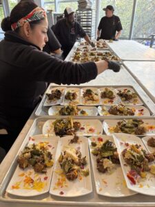 West Valley Community Services tổ chức sự kiện Chefs of Compassion lần thứ 15 vào ngày 27 tháng 3