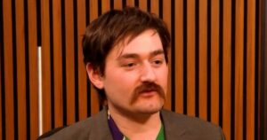 Bot giao tiếp trên mạng xã hội mới