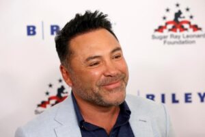 Tử vi ngày 4 tháng 2 năm 2026: Oscar De La Hoya, hãy phấn đấu vì sự cân bằng và chính trực