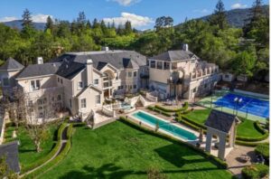 Chi phí thực tế để ở Vùng Vịnh trong kỳ Super Bowl