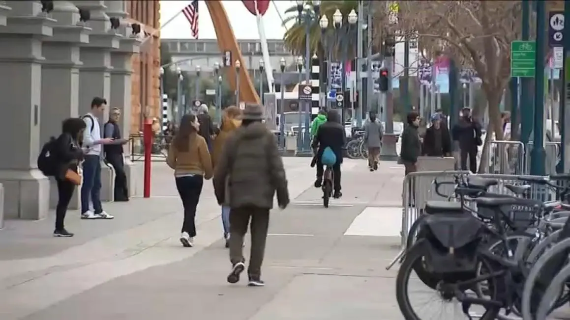 San Francisco ăn mừng sau Super Bowl, khảo sát cho thấy niềm tin đang tăng trở lại