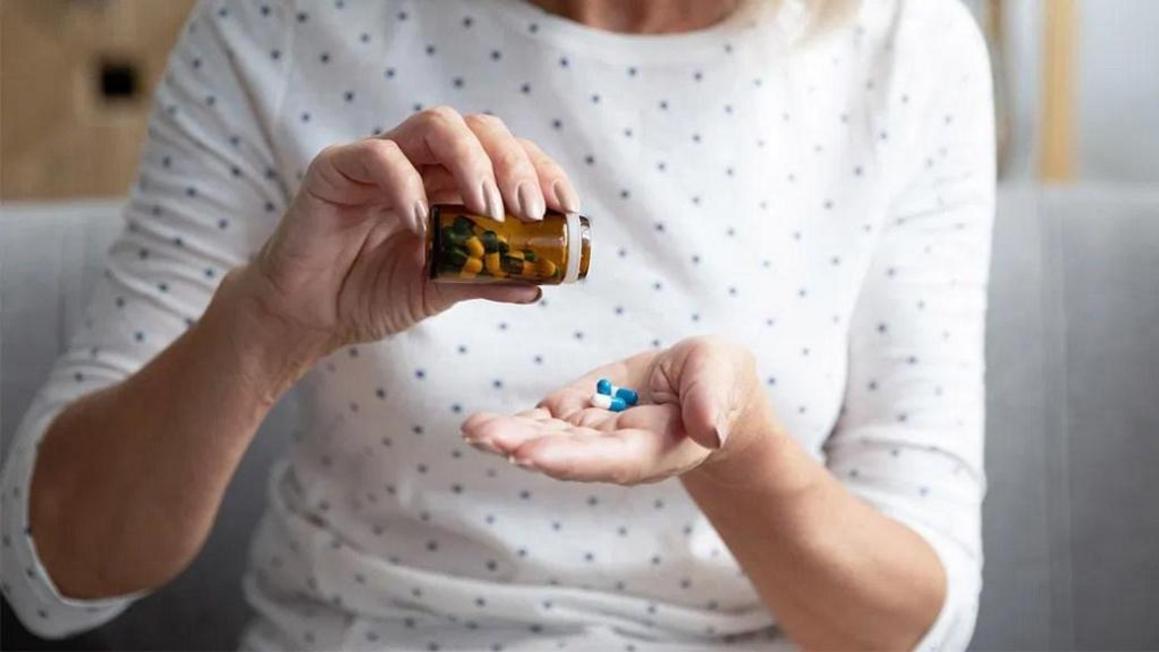 amberen vs estroven menopause relief supplements