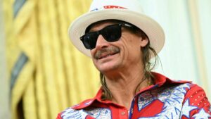 Show Lễ Hội Giờ Giải Lao Super Bowl:"All-American Halftime Show" Cạnh Tranh Với Buổi Biểu Diễn Chính Thức 16 Show Lễ Hội Giờ Giải Lao Super Bowl:”All-American Halftime Show” Cạnh Tranh Với Buổi Biểu Diễn Chính Thức