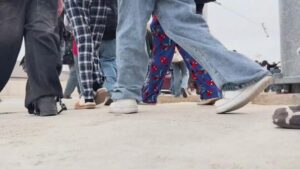 Cơ Quan Giáo Dục Texas Ban Hành Hướng Dẫn Về Việc Học Sinh Đình Công, Cảnh Báo Về Hậu Quả Bao Gồm Cả Việc Tiểu Bang Tiếp Quản Trường Học