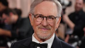 Steven Spielberg Gia Nhập Câu Lạc Bộ EGOT Sau Khi Đoạt Grammy Đầu Tiên