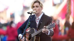 Ai đã hát 'America the Beautiful' tại Super Bowl 60? 20 Ai đã hát ‘America the Beautiful’ tại Super Bowl 60?