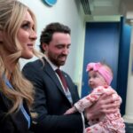 Riley Gaines Đưa Con Gái Đi Ra Mắt Sản Phẩm Thời Trang Mới 33 gaines daughter