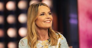 Ai là Savannah Guthrie, người dẫn chương trình truyền hình có mẹ bị mất tích ở Arizona? 33 Ai là Savannah Guthrie, người dẫn chương trình truyền hình có mẹ bị mất tích ở Arizona?