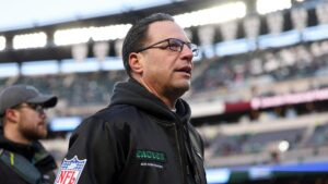 Thống đốc Pennsylvania Josh Shapiro Tăng cường Đàn áp Gian lận, Củng cố Hình ảnh "Cứng rắn với Tội phạm" 35 Thống đốc Pennsylvania Josh Shapiro Tăng cường Đàn áp Gian lận, Củng cố Hình ảnh “Cứng rắn với Tội phạm”