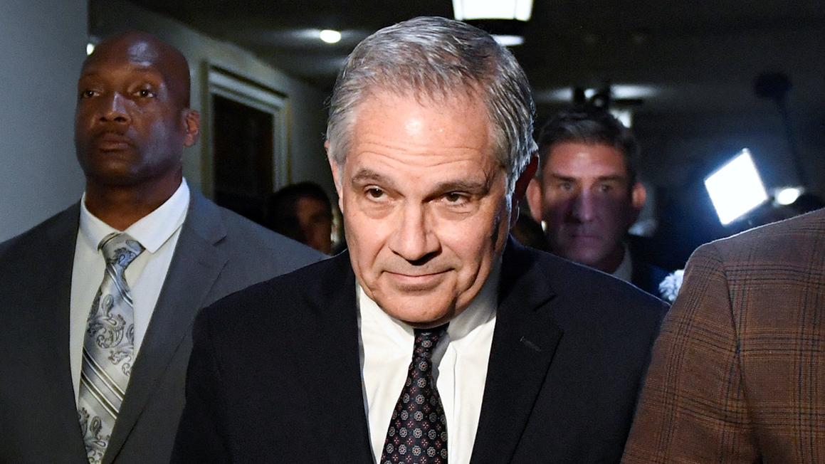 larry krasner walking