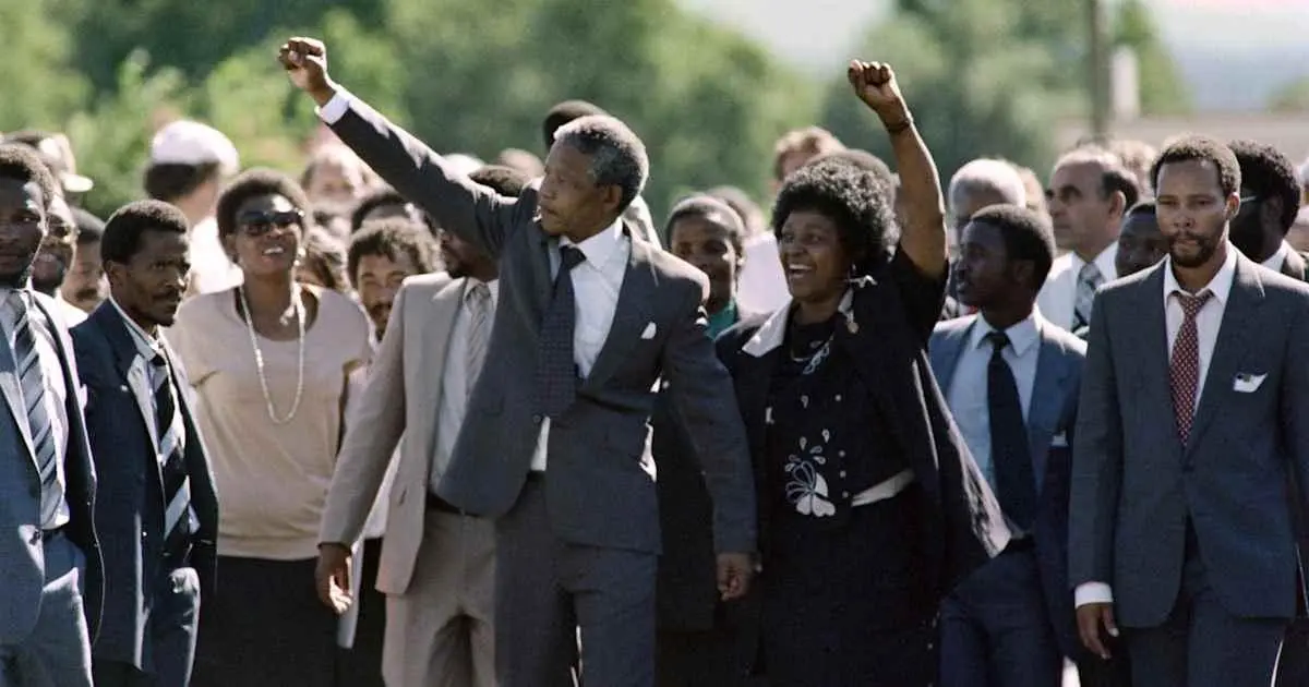 02-11-1990: Nelson Mandela được trả tự do sau 27 năm tù giam