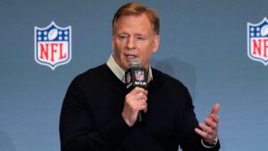 Ủy viên NFL Roger Goodell đối mặt nhiều câu hỏi về email của đồng sở hữu Giants với Jeffrey Epstein