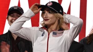 Vận động viên trượt băng nghệ thuật Mỹ tạm rời mạng xã hội vì 'thù ghét' 25 Vận động viên trượt băng nghệ thuật Mỹ tạm rời mạng xã hội vì ‘thù ghét’