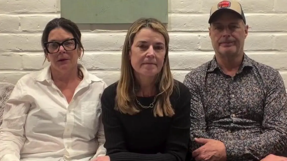 Bà Savannah Guthrie Khẩn Cầu Kẻ Bắt Cóc Mẹ Trong Video Đầy Xúc Động
