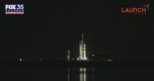 NASA thử nghiệm động cơ tên lửa Artemis II 12 NASA thử nghiệm động cơ tên lửa Artemis II