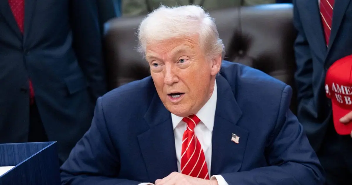 Tổng Thống Trump Thông Báo Về Quy Định Khí Thải Gây Hiệu Ứng Nhà Kính