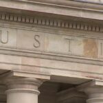 Nữ Thẩm Phán Tối Cao Pháp Viện Washington Bà Barbara Madsen Sẽ Nghỉ Hưu Vào Tháng Tư