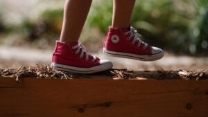 Sự sẵn sàng cho mẫu giáo khác biệt lớn theo thu nhập, dữ liệu mới cho thấy. Các thành phố đang vào cuộc để giúp đỡ.