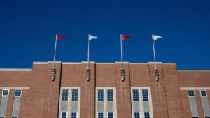 Thêm 17 cựu vận động viên Đại học bang Bắc Carolina kiện cáo buộc lạm dụng tình dục