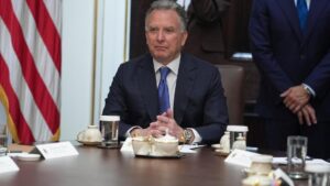 Iran và Hoa Kỳ chuẩn bị hội đàm tại Oman về chương trình hạt nhân của Tehran