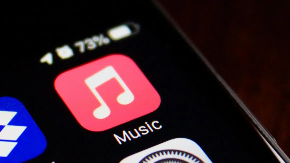 Apple Music thêm thẻ minh bạch phân biệt nhạc AI
